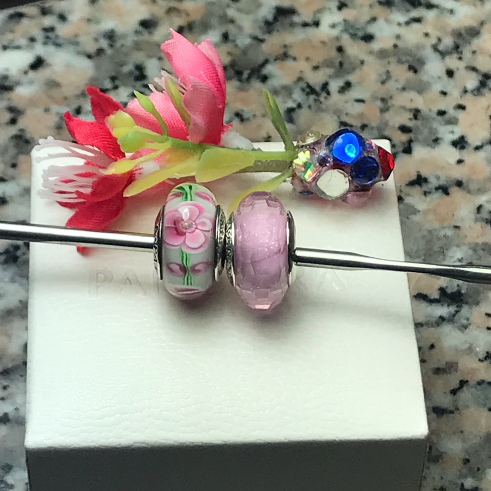 Pandora Charms pink flower theme..